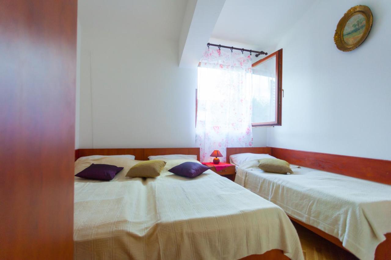 Apartments Stjepan Malinska Zewnętrze zdjęcie
